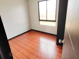 TMT Richelle apartment, hotel v destinaci Tarlac