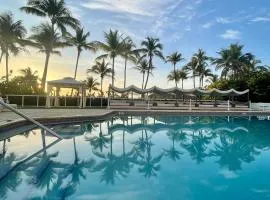 Seacoast Suites on Miami Beach