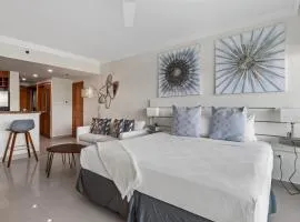 Ocean Breeze Resort With Lagoon View - 4 Guests