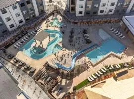 Coral Springs Getaway - Outdoor and Indoor Heated Pool - Close to Zion National Park