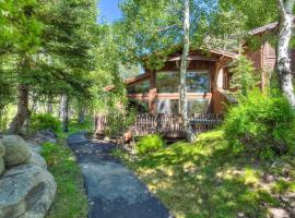 Ridge Court Barrel - Relax in Private Hot Tub, ξενοδοχείο σε Olympic Valley