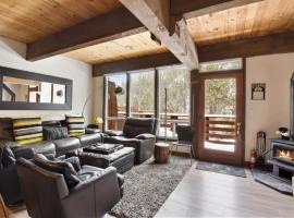 Alpine Manor Retreat Mountain Relaxation, cabana o cottage a Alpine Meadows