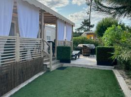 Mobil home Cap ferret les viviers siblu، فندق في ليج-كاب-فيري