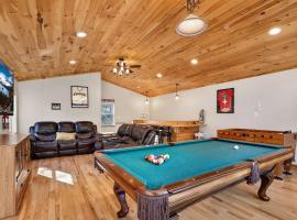 Tahoe Frost - Air conditioned 4 bedroom Tahoe home, hotel in South Lake Tahoe