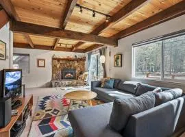 Christmas Valley Chalet - Tahoe Adventure Awaits