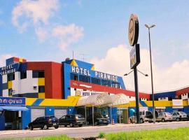 Hotel Pirâmide Rodoviária, hotel v destinaci Salvador