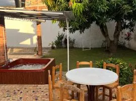 Casa Vacacional con Jaccuzi privado- Centro de Anapoima