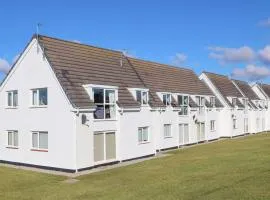 Apartment in Treardurr Bay