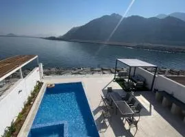Al Dana Sea Luxury Villa Fujairah