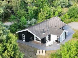 Lovely Cottage Near A Fantastic Beach, hotel en Vester Sømarken