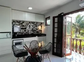 Apto a 100 metros da PRAIA com PISCINA, SAUNA e ESTACIONAMENTO