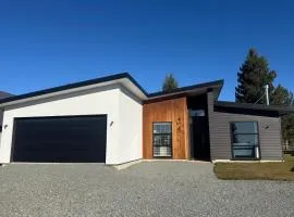 Luxury Retreat on Rhoboro