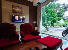 Long Homestay Xuyên Á - Hotels