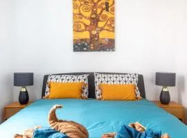 Newly renovated apartment - historical center