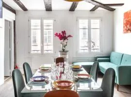 Newly renovated apartment - historical center