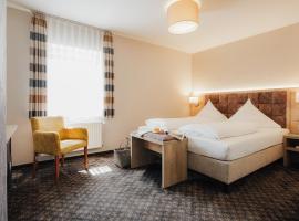 Landgasthof & Hotel zur Rose Berg, hotel in Ehingen