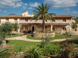 Agroturismo S'Arboçar, vakantieboerderij in Sant Llorenç des Cardassar