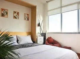 Panoramic City Views -15th Floor Studio Apartment