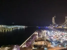 Skyline Luxe Sea view Apartemnt