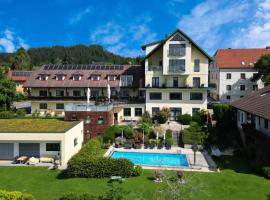 Hotel des Glücks - Landhotel Fischl, hotel v destinaci Sankt Oswald