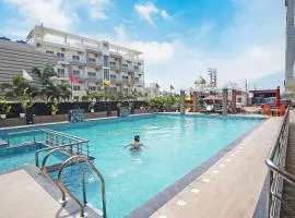 Royal Palace Beach Resort Walking Distance 1 Minutes