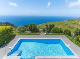 Cape View Villa by Atlantic Holiday, hotel u gradu Ponta do Pargo