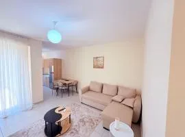 Kraja Home