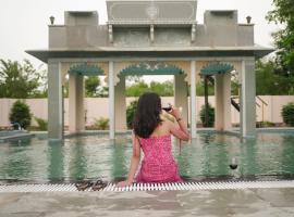 Indulge Udaipur by Pack, hotel Udaipurban