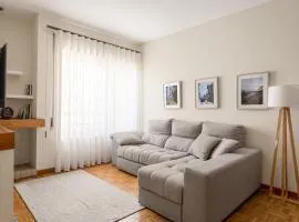 GuestReady - Stylish City Centre Flat with Parking