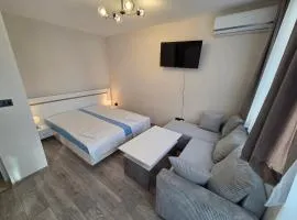Paradise Studio NBU