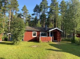 Mysig stuga p&aring; Soller&ouml;n n&auml;ra Siljan & Mora, chalupa v destinaci Soller&ouml;n