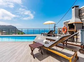 Villa da Bisa with heated swiming pool