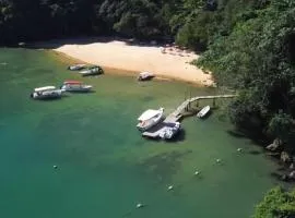 Praia da Crena