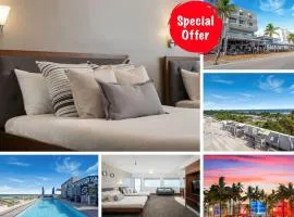 Ocean Drive Apt with Balcony & Rooftop Pool