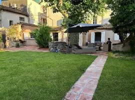Villa jardin secret centre-ville d'Antibes