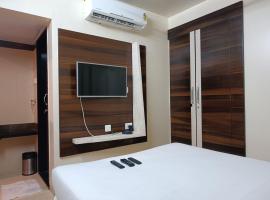 Hotel Maval Grrand, hotel v destinaci Talegaon Dābhāde