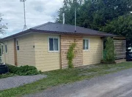 Slice of Heaven on the Otonabee WITH HOT TUB