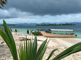 Discovery Gunayar，Cayos Los Grullos的住宿