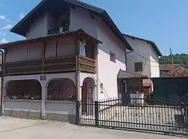 Apartman EMA