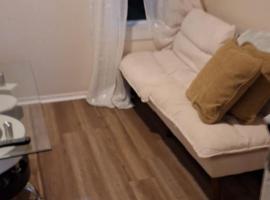 second level apartment, מקום אירוח בשירות עצמי בנורת' סידני