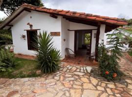 Eco-Hotel Casa de Oracion Barichara "Pet friendly", lodge en Barichara