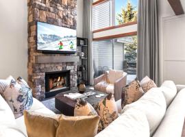 KBM Resorts Boulder Creek Beautifully updated Easy Walk to Main St Close to Deer Valley Hot Tub Gas Fireplace BCC-1101