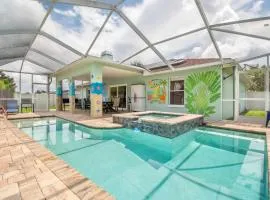 SaltyLux16 Heated Saltwater Pool, Near Beach, Honeymoon Island, Farmer market