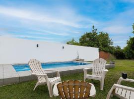 Casa familiar en Concordia, khách sạn ở Concordia