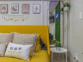 CUTE and COZY studio w jacuzzi