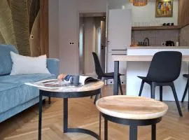 Boho Apartment - 100m from Market Square