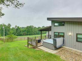 4 Mi to Mohican River Ohio Amish Country Cottage, hotel di Walhonding
