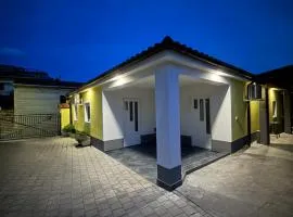 Apartment Zart