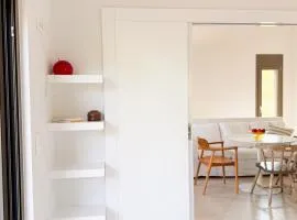 eucalyptus 2019 top floor two-balconies beachfront apartment