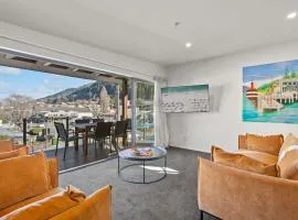 Walter Peak View Apartment